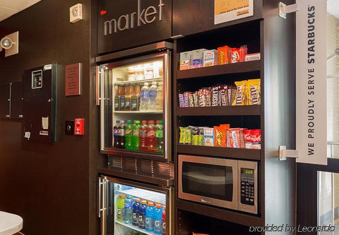 Отель Courtyard By Marriott Monroe Airport Экстерьер фото