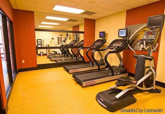 Отель Courtyard By Marriott Monroe Airport Экстерьер фото