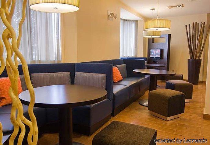 Отель Courtyard By Marriott Monroe Airport Экстерьер фото