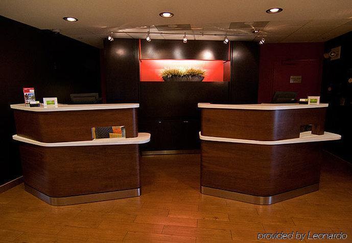 Отель Courtyard By Marriott Monroe Airport Экстерьер фото